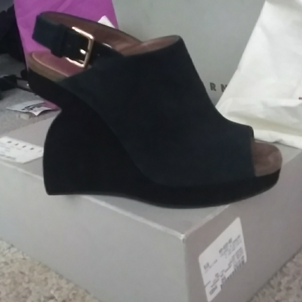 Marni dark Sea green suede wedges. - Picture 7 of 8